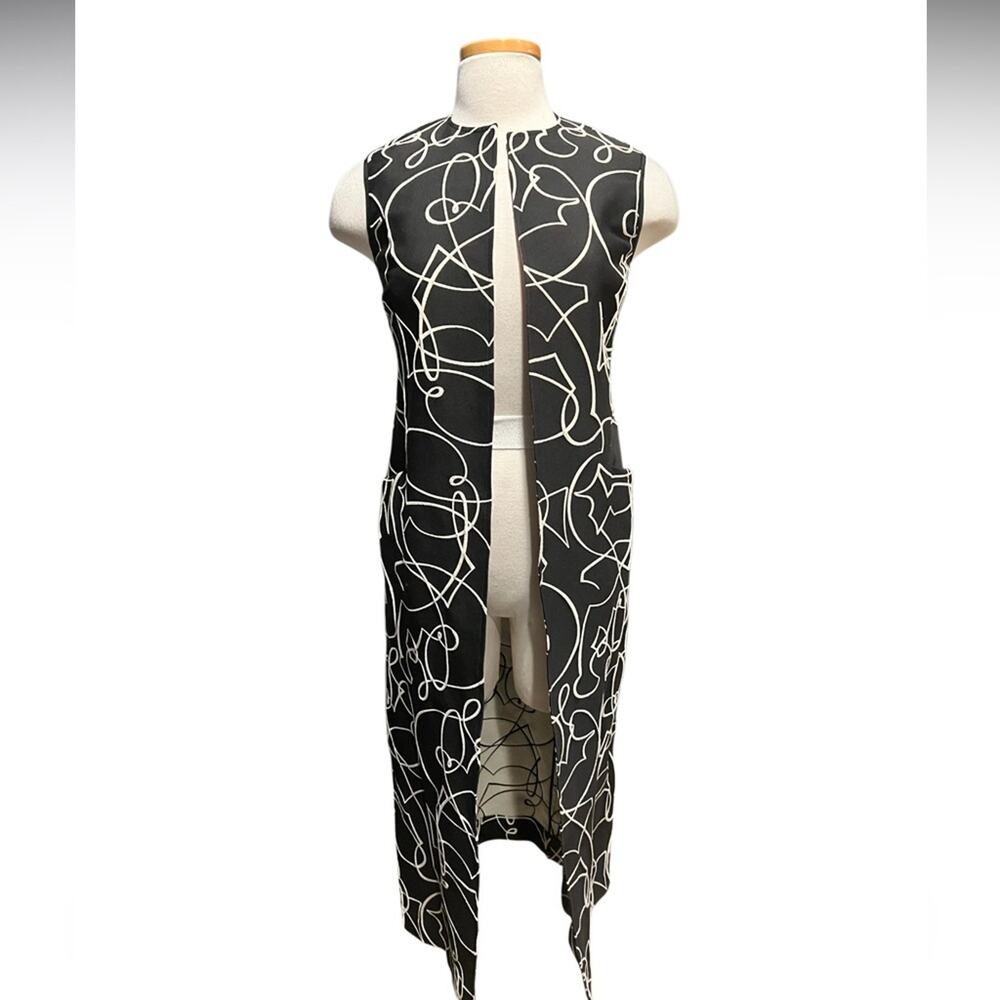 Zero + Maria Cornejo long vest in a black and white abstract print Size 4 NWT